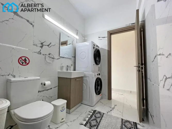 Albert's Apartment KAMARES 401