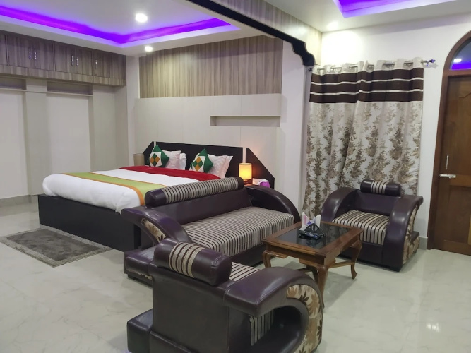 Ziro Palace Inn