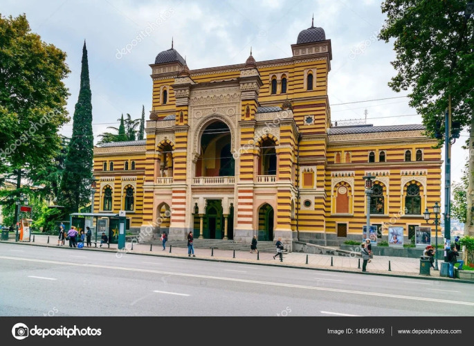 Hotel Garnet TbilisiOver view