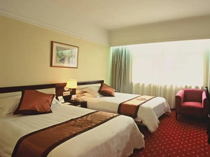 Donghu Guest House