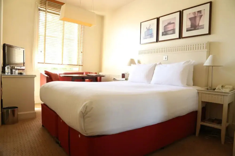 Kensington House Hotel