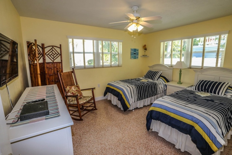 4870 Coquina Rd. - M