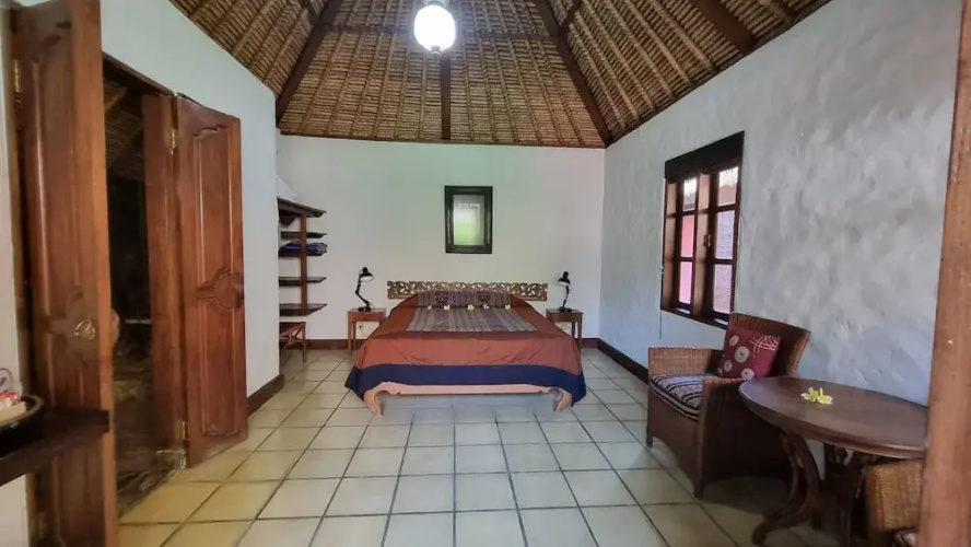 Flash Back Bungalow