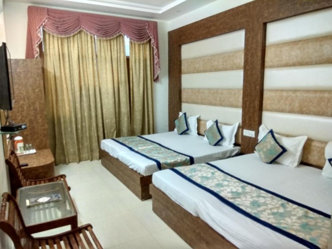 Standard Family room