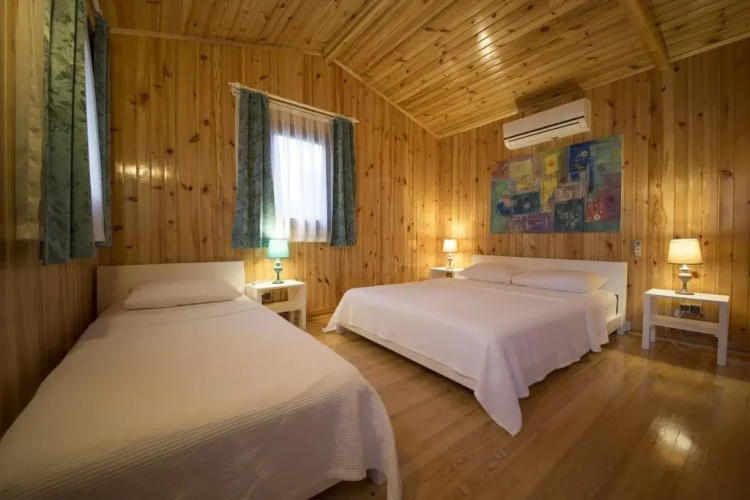 Bal Badem Bungalov