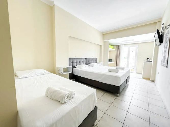 Superior Triple room with view