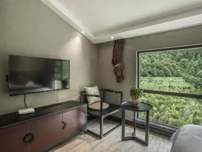 Longji Longbao Zhuangjia Hotel
