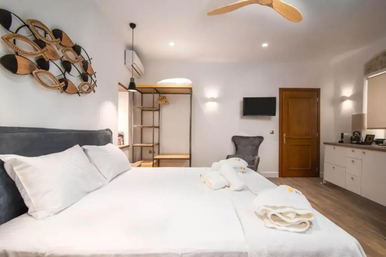 Curcumelli Luxury Suites - ΠΟΡΤΟΝΙ 2