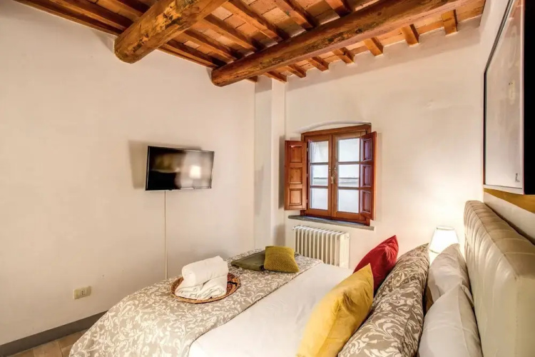 AwesHome - Pisa Tower House