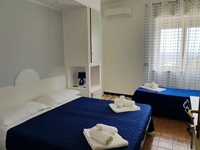 Standard Double room with view