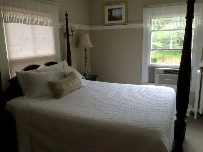Castle Manor Inn