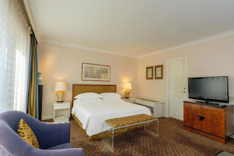 Grand Skylight Hotel Royal