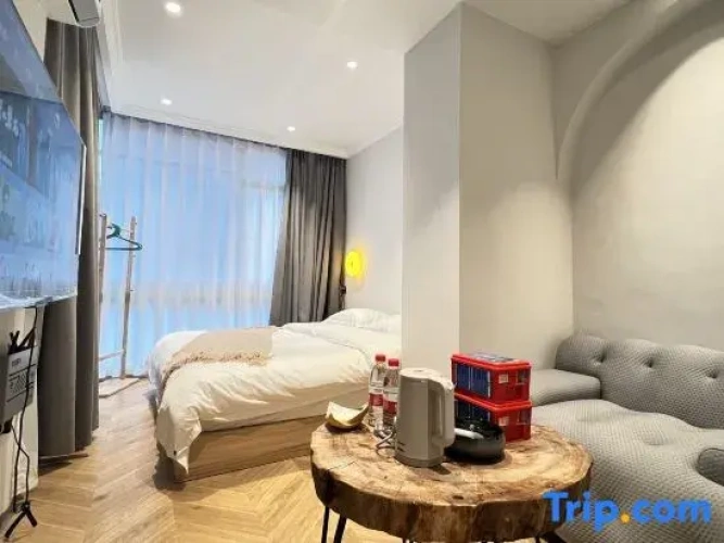 Standard Double room with courtyard view