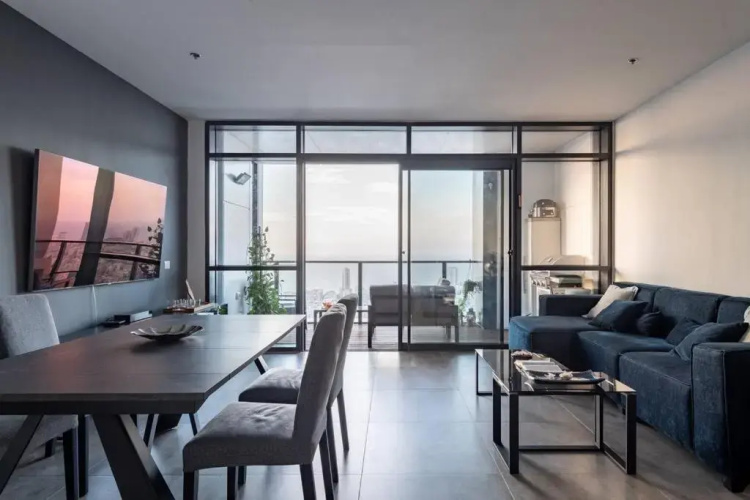 Luxury 3 Bedroom Oceanview Apt