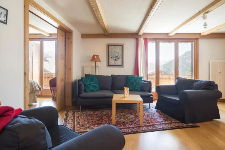 Apartment Avouitzons 220