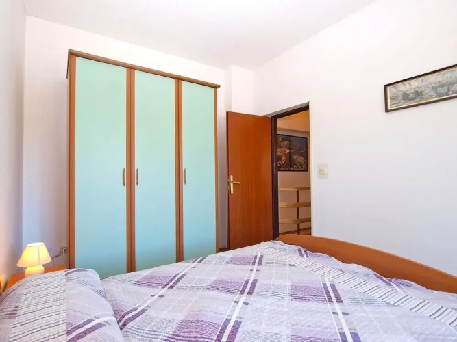 Apartment 1460