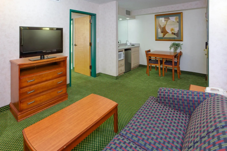 Hampton Inn by Hilton Chester South