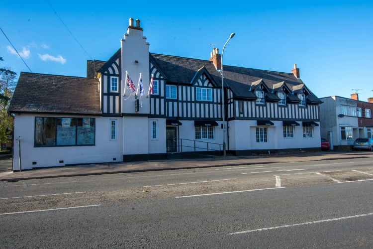 Abbey Hotel by Trivelles