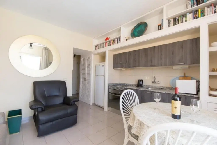 1 Bedroom Apartment
