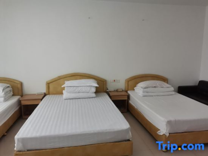 Xinyinhu Hotel