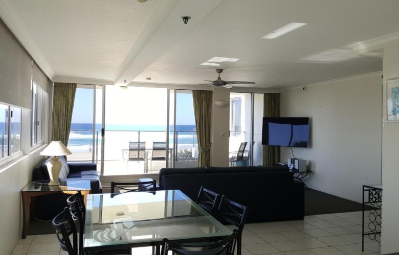 3 Bedrooms Apartment with balcony and with ocean view
