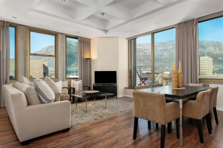 Grand Apartment with balcony