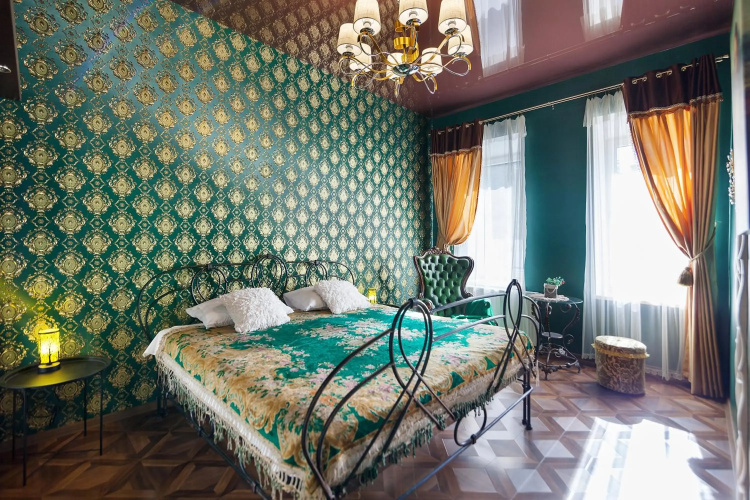 Deluxe Leopolli