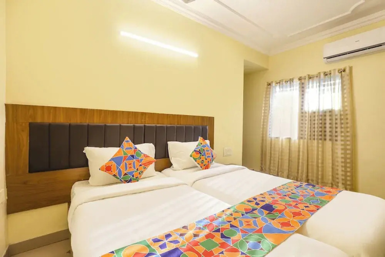 Fabhotel Gt Galaxy Park