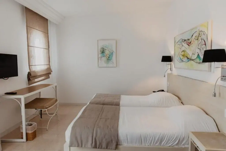 Standard Double room with pool view