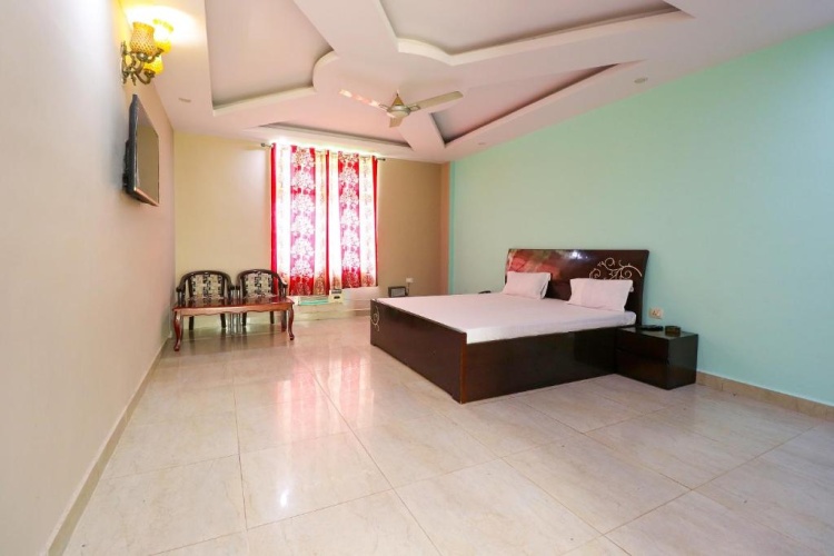 Economy Triple room