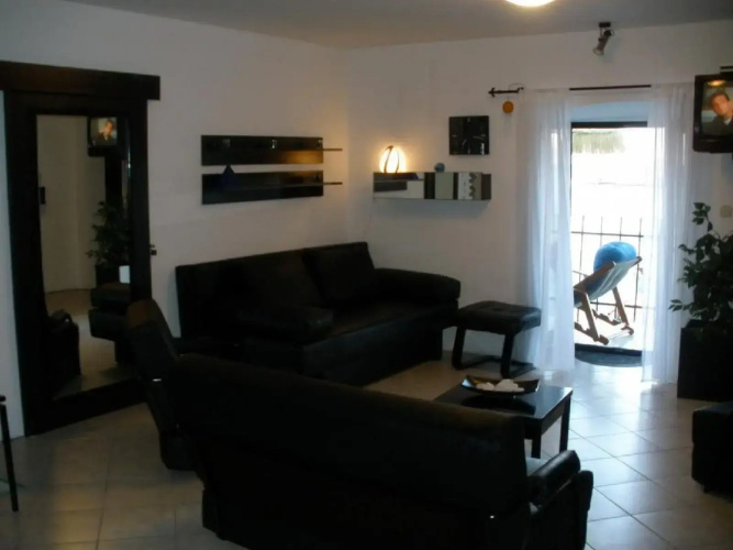 Fiorino - One Bedroom