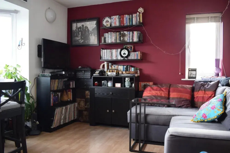 Cosy 2 Bedroom Flat Overlooking Canal in Hackney