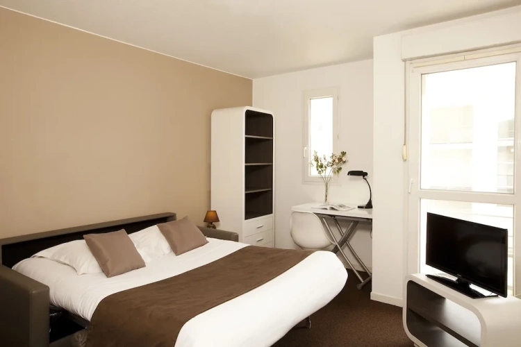 1 Bedroom Standard Apartment