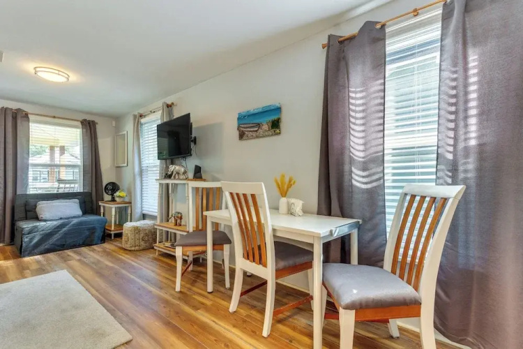 Pet-friendly Pensacola Home w/ Patio & Yard!
