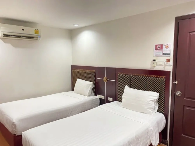 Economy Twin room