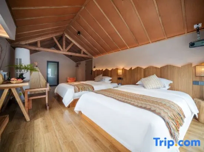 Standard Double Family room with balcony