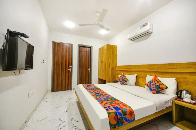 FabHotel Gazelle Inn