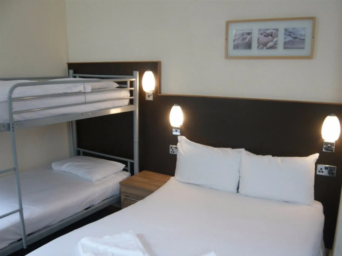 Dutchman Hotel