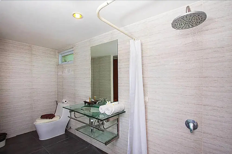 Moonscape Villa 102
