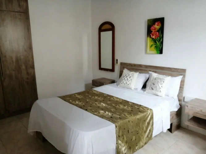 3 Bedrooms Bungalow