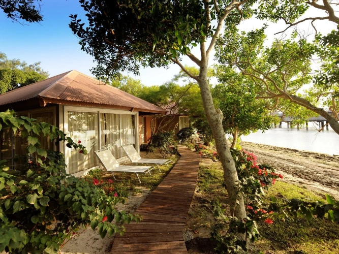 Bungalow beachfront