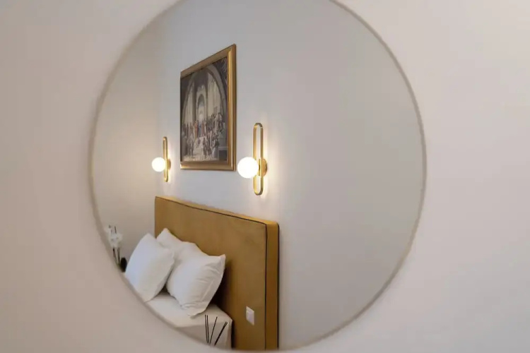 Romart luxury rooms
