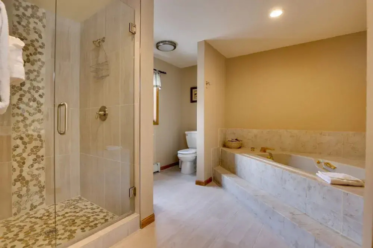 Deck + Mtn View: Keystone Townhome Near Resort!