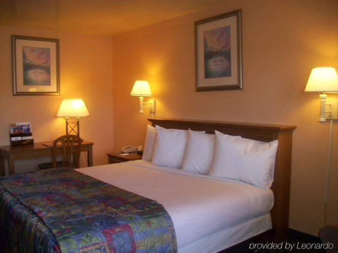 Americas Best Value Inn Austin University