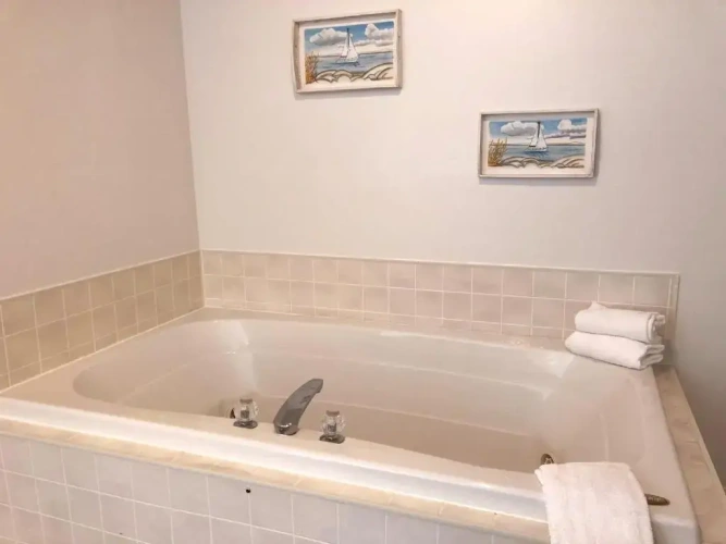 Deluxe Double Suite