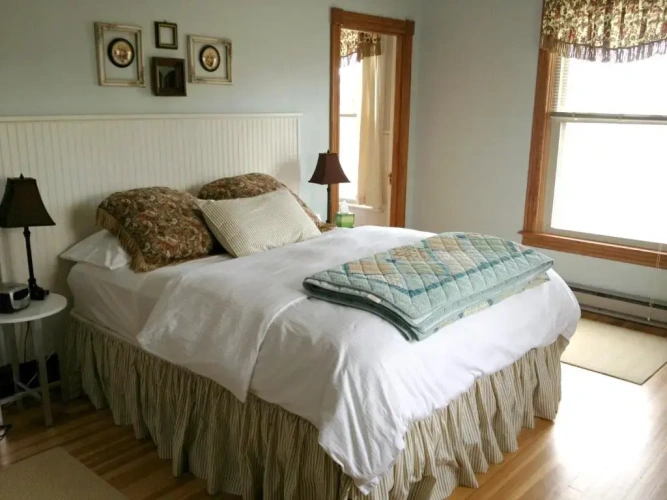2 Bedrooms Double Suite