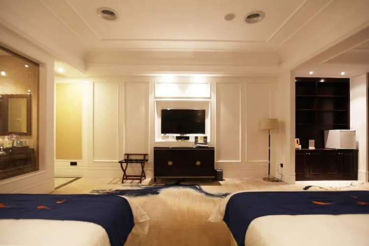 Liangchen Meijing Hotel