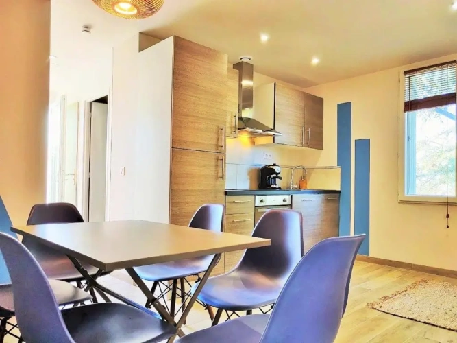 2 Bedrooms Cottage