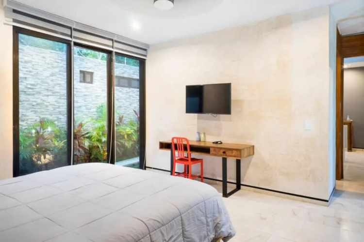 Villa Isla - Jacuzzi and Chef includ 4 BR 8 PPL
