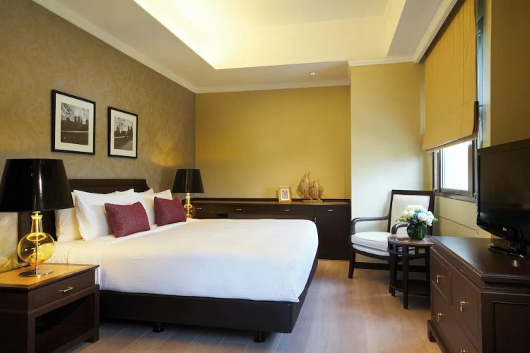 2 Bedrooms Standard Family room